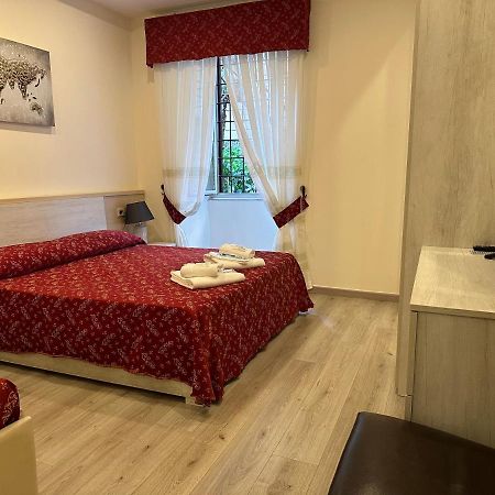 Casa Vacanza Vahid โรม ภายนอก รูปภาพ