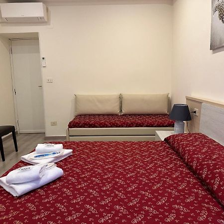 Casa Vacanza Vahid โรม ภายนอก รูปภาพ