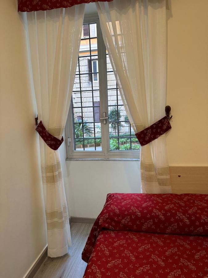 Casa Vacanza Vahid โรม ภายนอก รูปภาพ