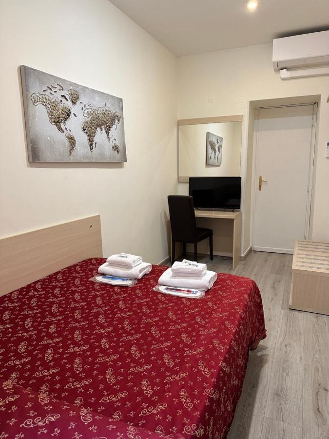 Casa Vacanza Vahid โรม ภายนอก รูปภาพ
